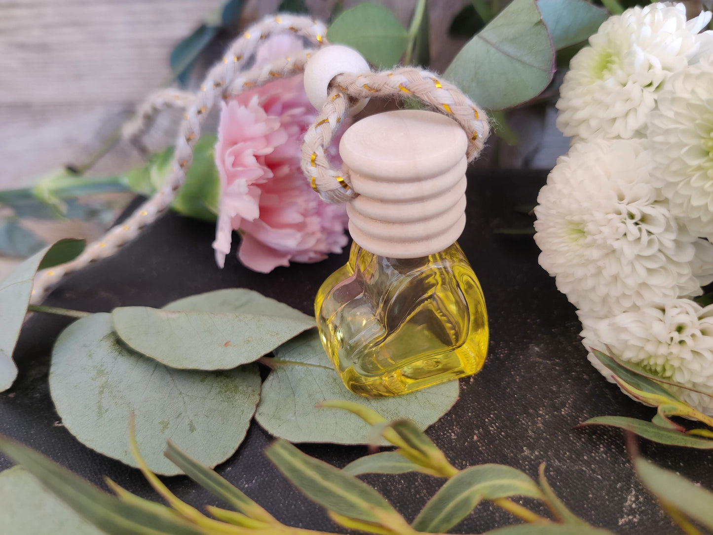 AromaLove – Der Herzdiffuser für ätherische Öle in Auto & Raum