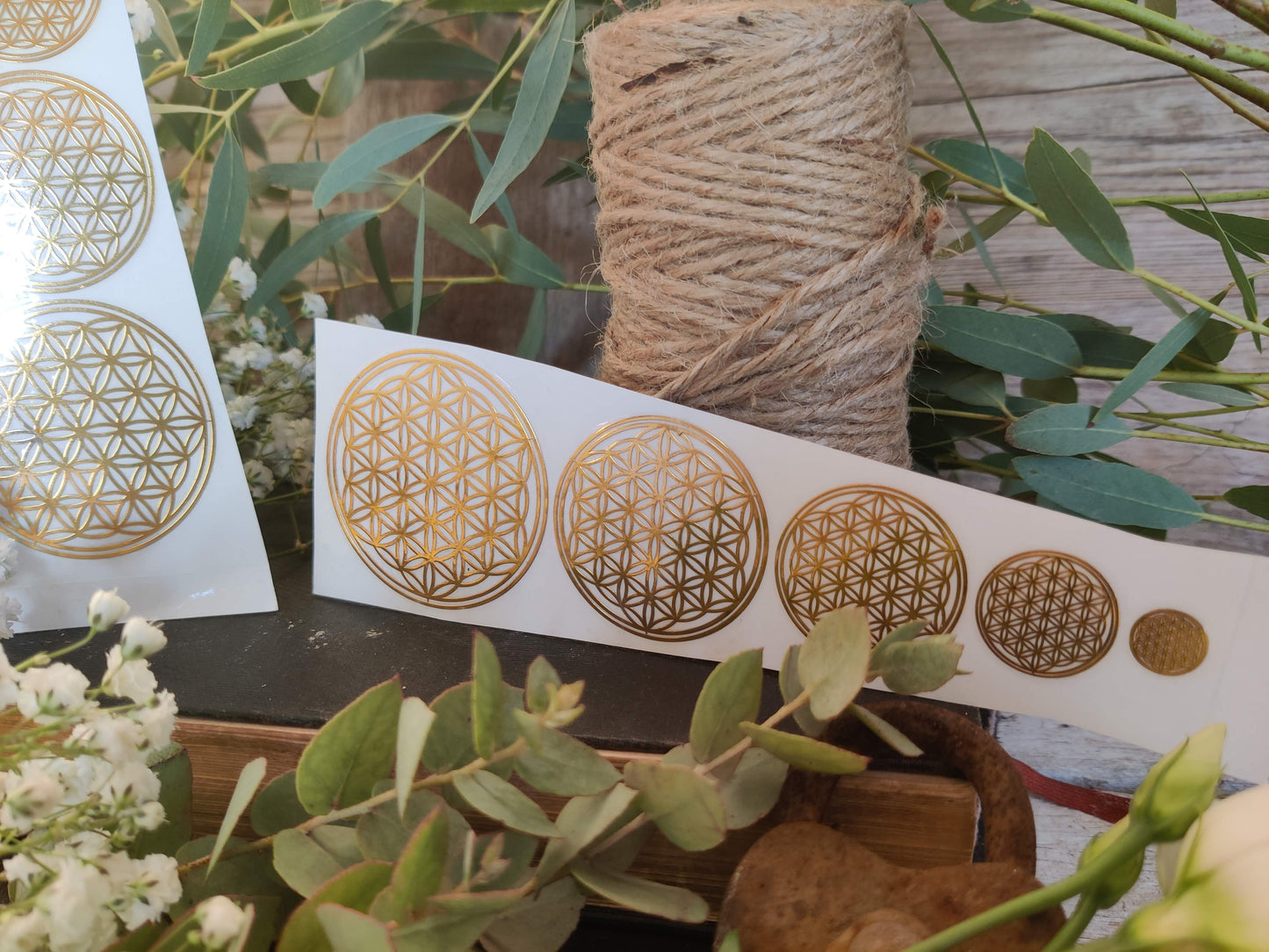 Goldene Aufkleber „Blume des Lebens“ – stylisch, robust & vielseitig