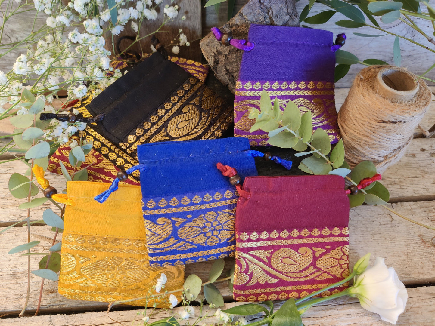 Schimmerndes Brokat-Taschen Trio