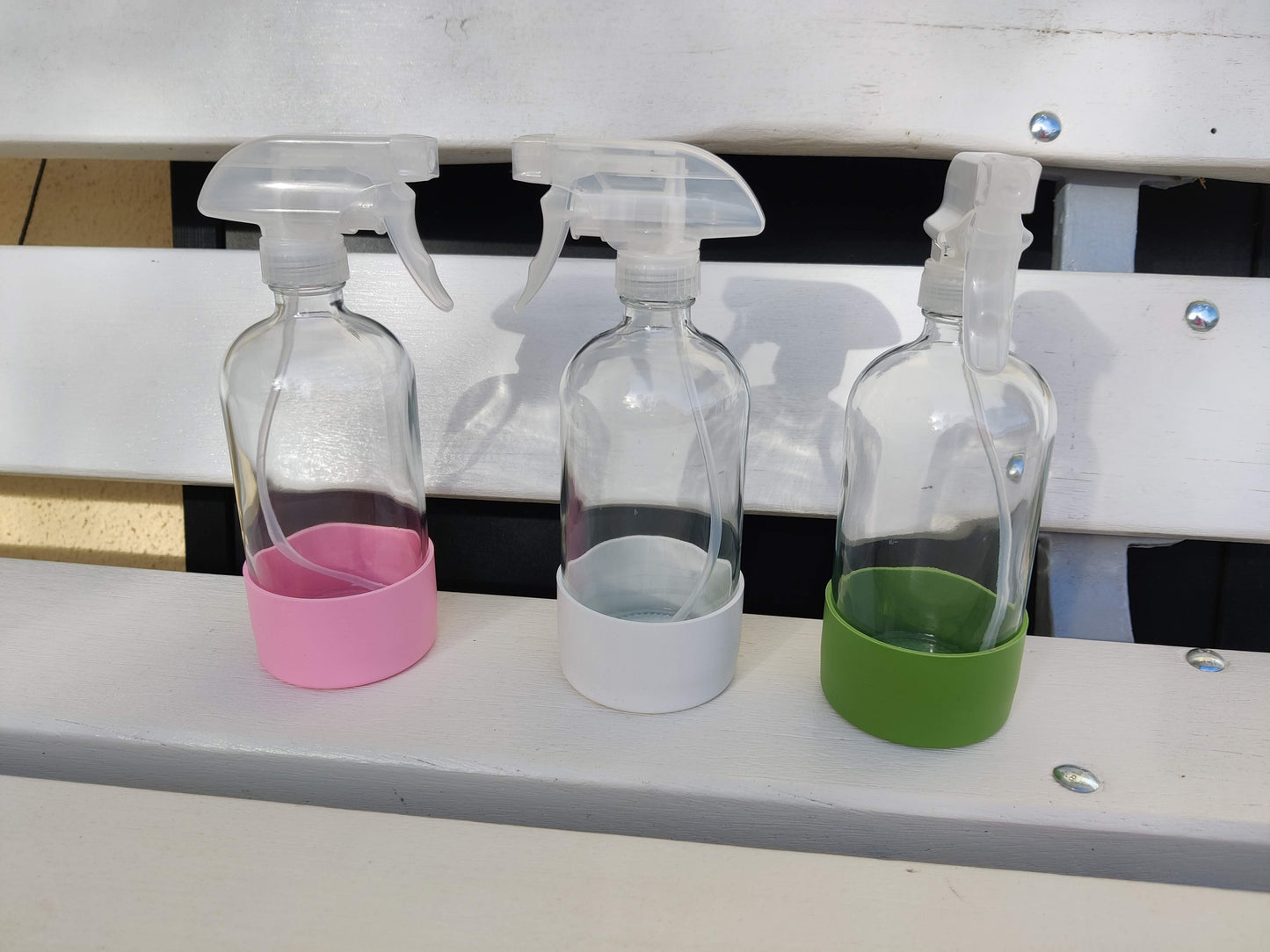 Sprühflasche "FreshFlow" aus Glas mit Silikonhülle, 500ml
