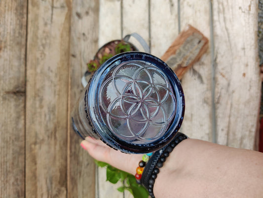 Wasserkaraffe „Om“ – Harmonie trifft pure Energie