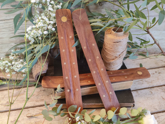 Räucherstäbchenhalter mit Sonne & Sternen