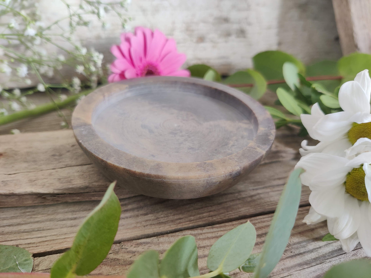 Kerzenuntersetzer Soluna aus Speckstein, rund und beige