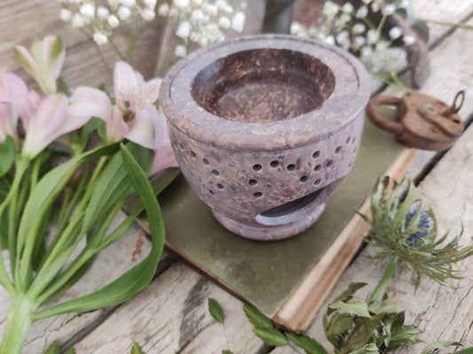 Räuchergefäß – schöne, schwere Duftlampe aus Speckstein