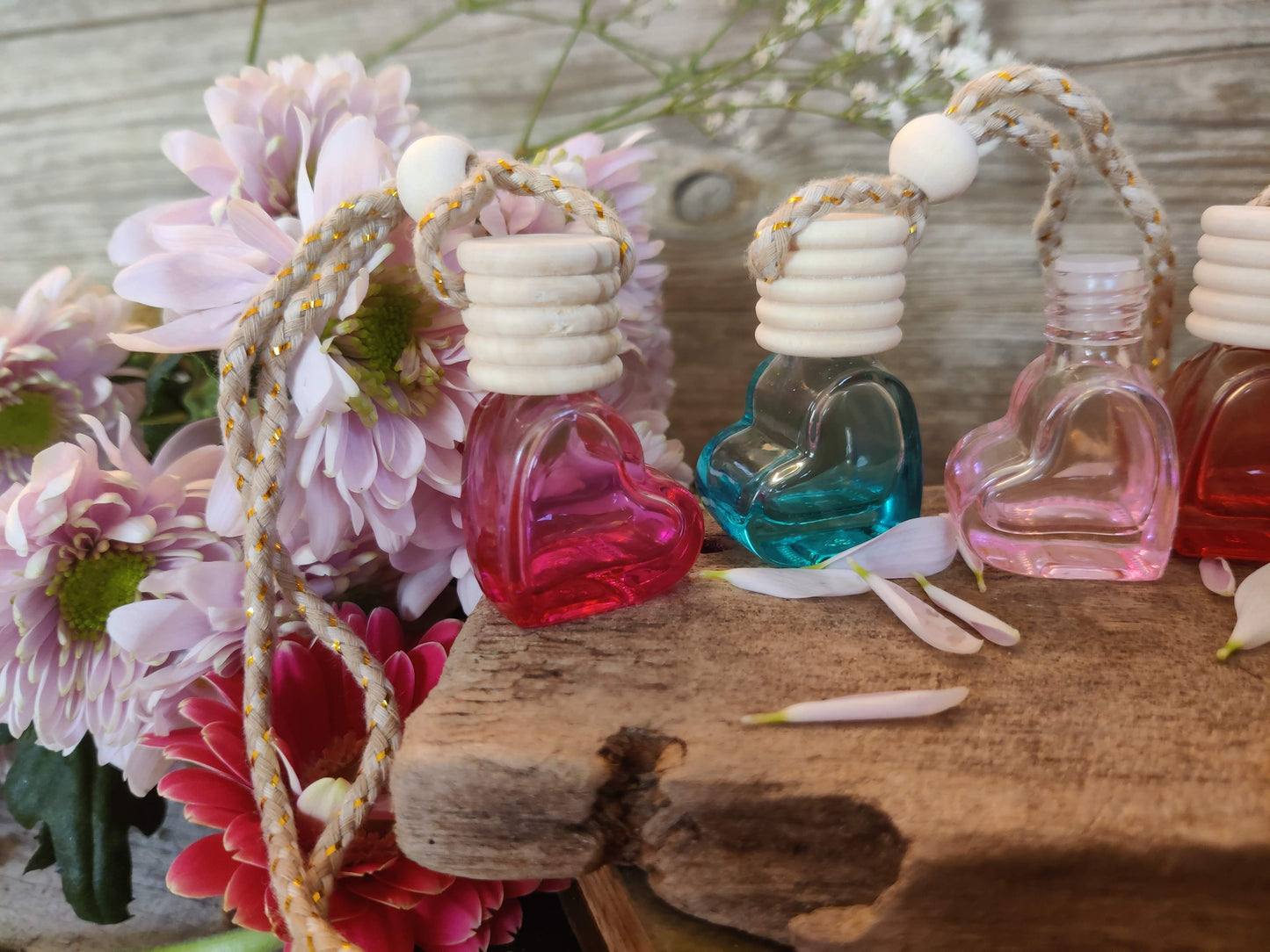 AromaLove – Der Herzdiffuser für ätherische Öle in Auto & Raum