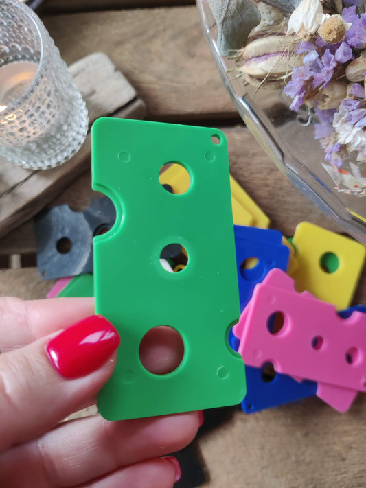 EasyOpen Pro – Viereckige Öffner-Karte für Roll-Ons & Ölflaschen