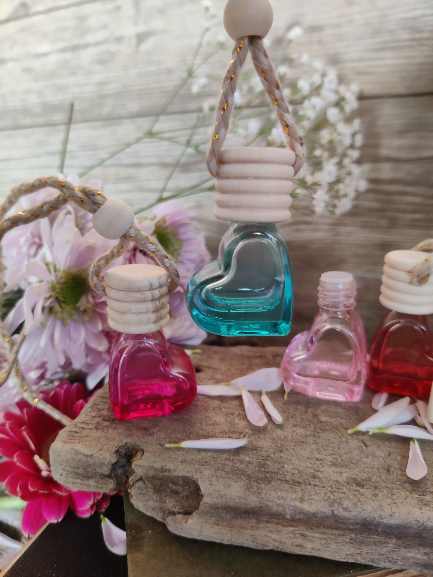 AromaLove – Der Herzdiffuser für ätherische Öle in Auto & Raum
