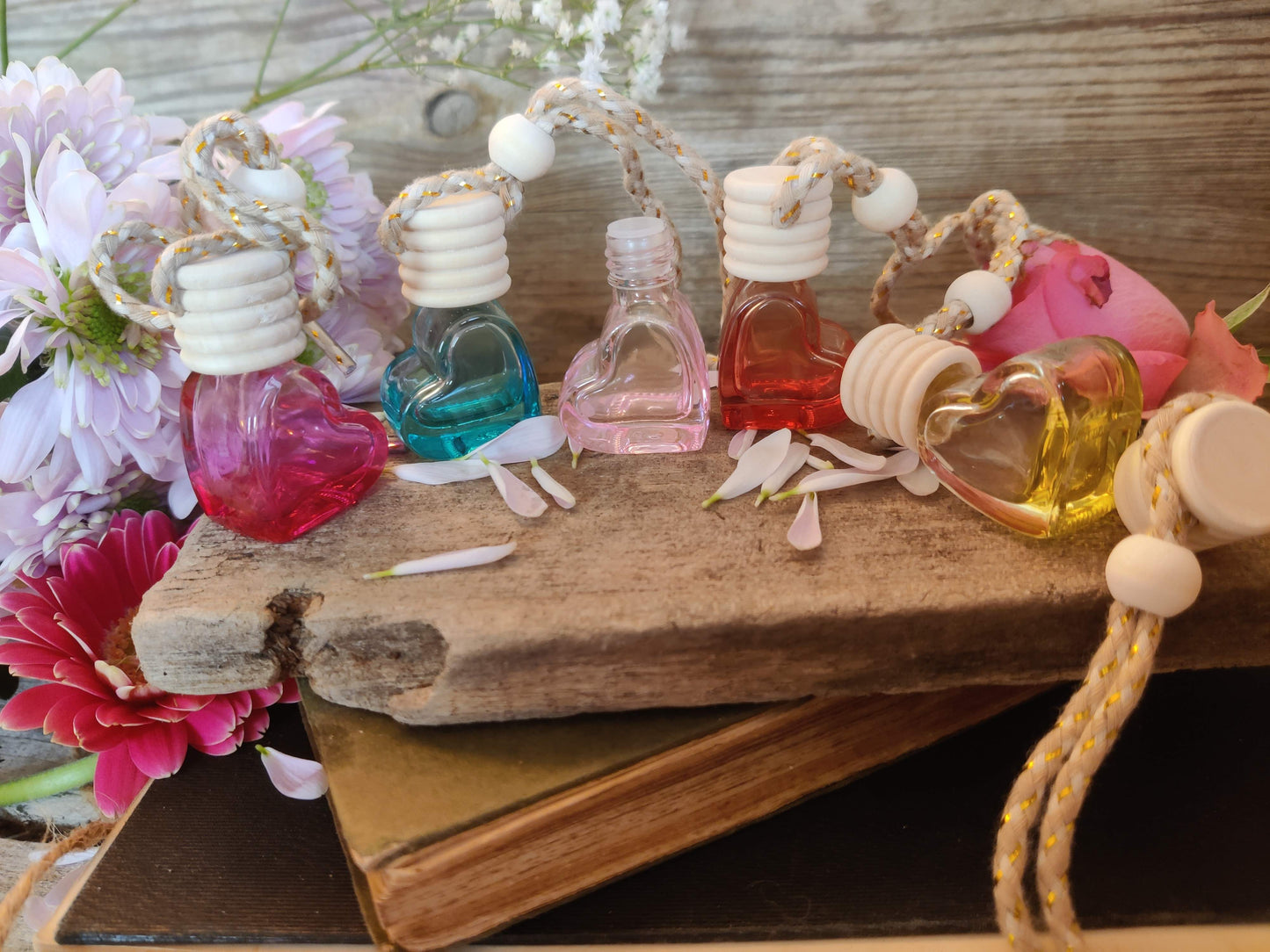 AromaLove – Der Herzdiffuser für ätherische Öle in Auto & Raum