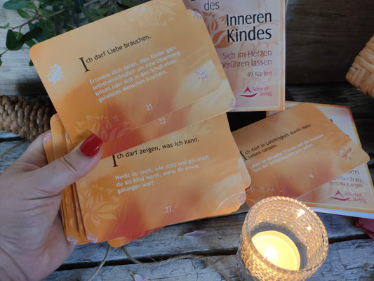 Kartenset "Die Heilung des inneren Kindes" von Susanne Hühn