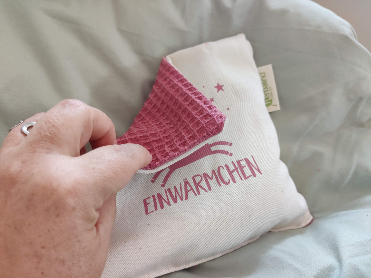 Einwärmchen – das wärmende Kinder-Körnerkissen mit Bio-Getreide (19 x 19 cm)