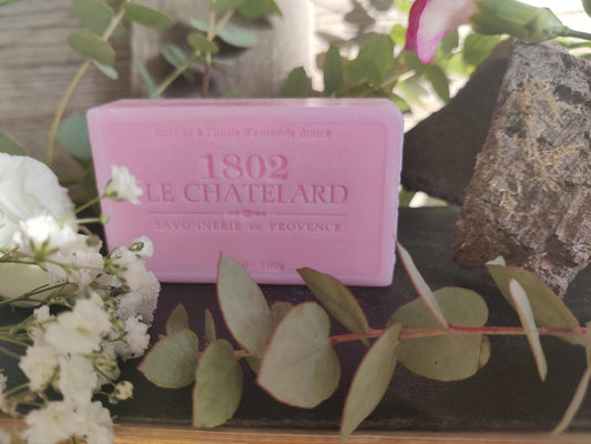 Rosenseife – sanft, pflegend & liebevoll in der Provence hergestellt