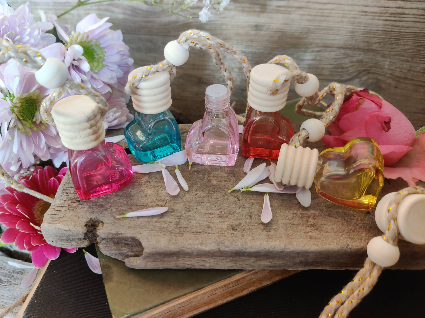 AromaLove – Der Herzdiffuser für ätherische Öle in Auto & Raum