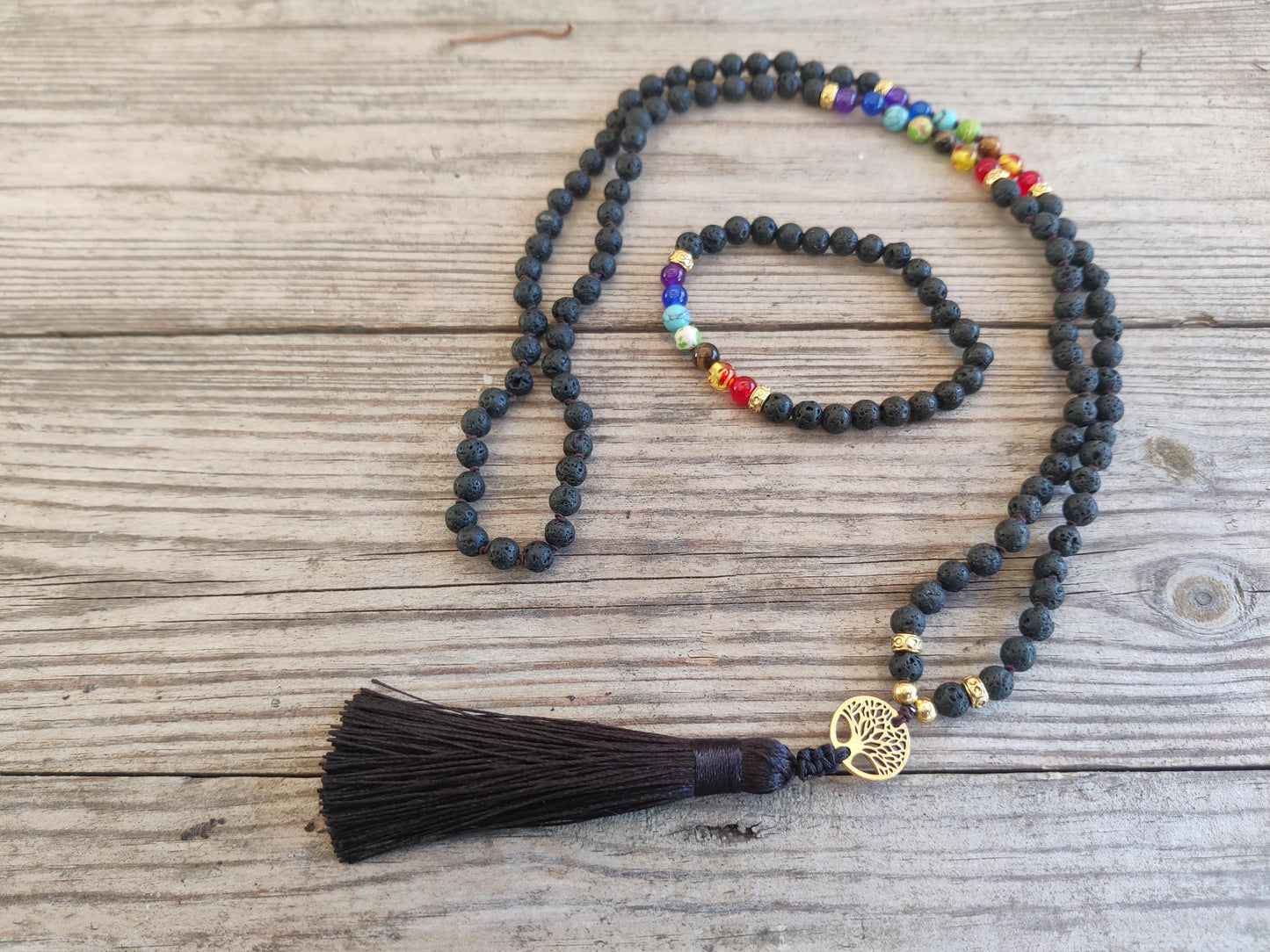 Shine Within – Chakra-Kette & Armband mit Lebensbaum & elastischem Tragekomfort