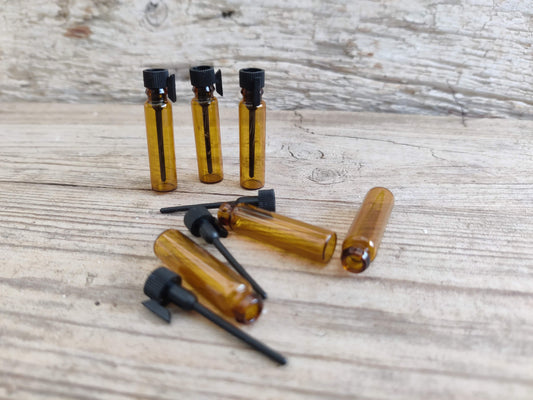 Basic Braun – 1ml Probeflasche mit schwarzem Verschluss