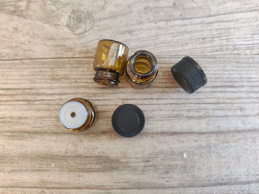 Probeflaschen "Braunglas zum schrauben", in 1ml oder 2ml