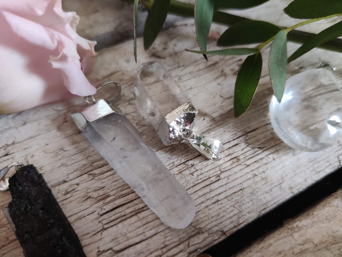 Bergkristall Anhänger – Klarheit & Energie für deinen Alltag
