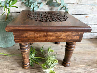 Holz-Beistelltisch Blume des Lebens – Natur, Harmonie & Erdung für dein Zuhause