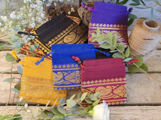 Schimmerndes Brokat-Taschen Trio