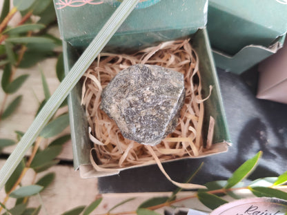 Mondsteine & Labradorit – Deine Begleiter für die Seele