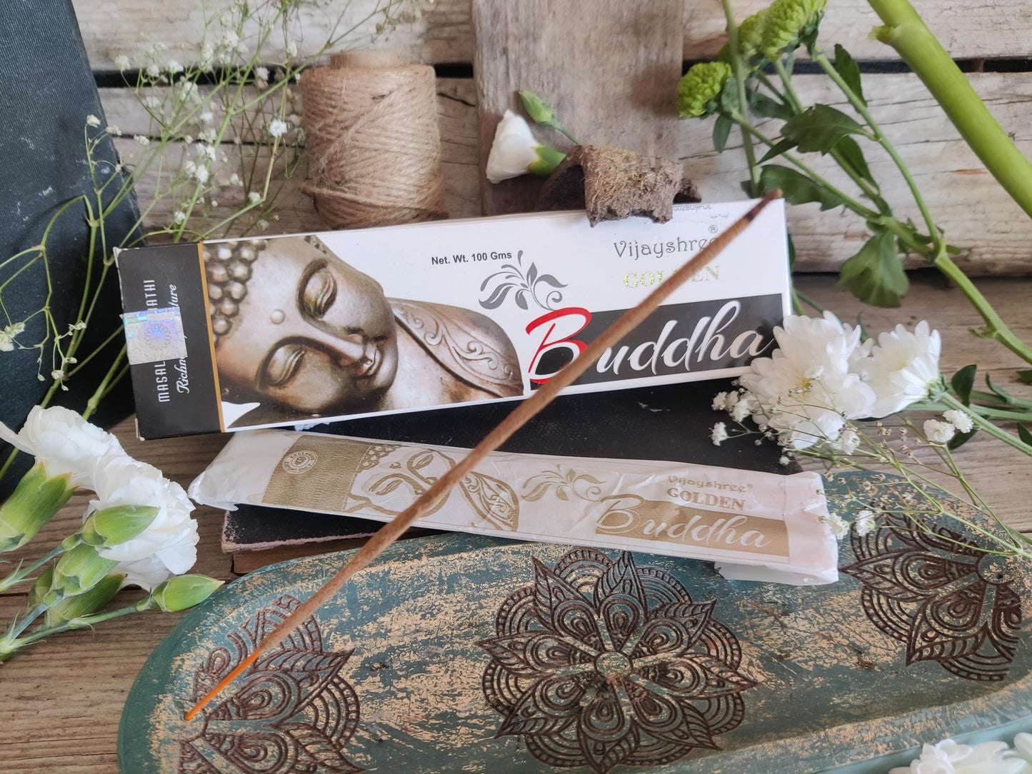 Golden Buddha Räucherstäbchen – Der Duft innerer Ruhe und Achtsamkeit