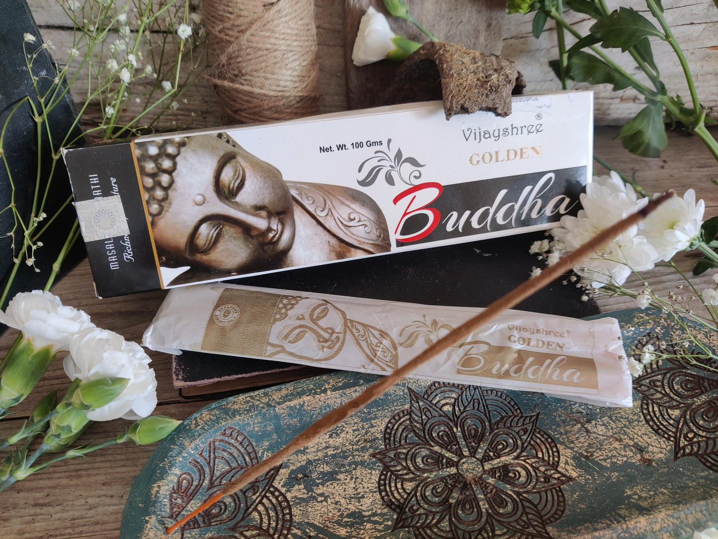 Golden Buddha Räucherstäbchen – Der Duft innerer Ruhe und Achtsamkeit