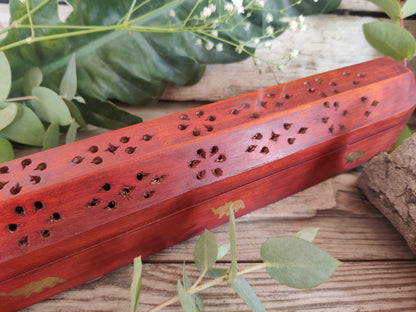 Räucherstäbchenhalter – Holzbox mit Elefanten