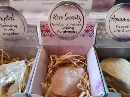 Heilsteine in kleiner Box - Amethyst, Bergkristall, Rosenquarz und Aquamarin
