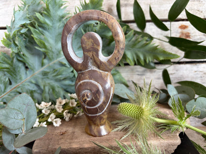 Göttin-Statuette aus Speckstein – Symbol für Weiblichkeit, Kraft & Erdung