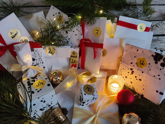 Golden Moments – Dein Adventskalender für Achtsamkeit, Wärme  und Magie