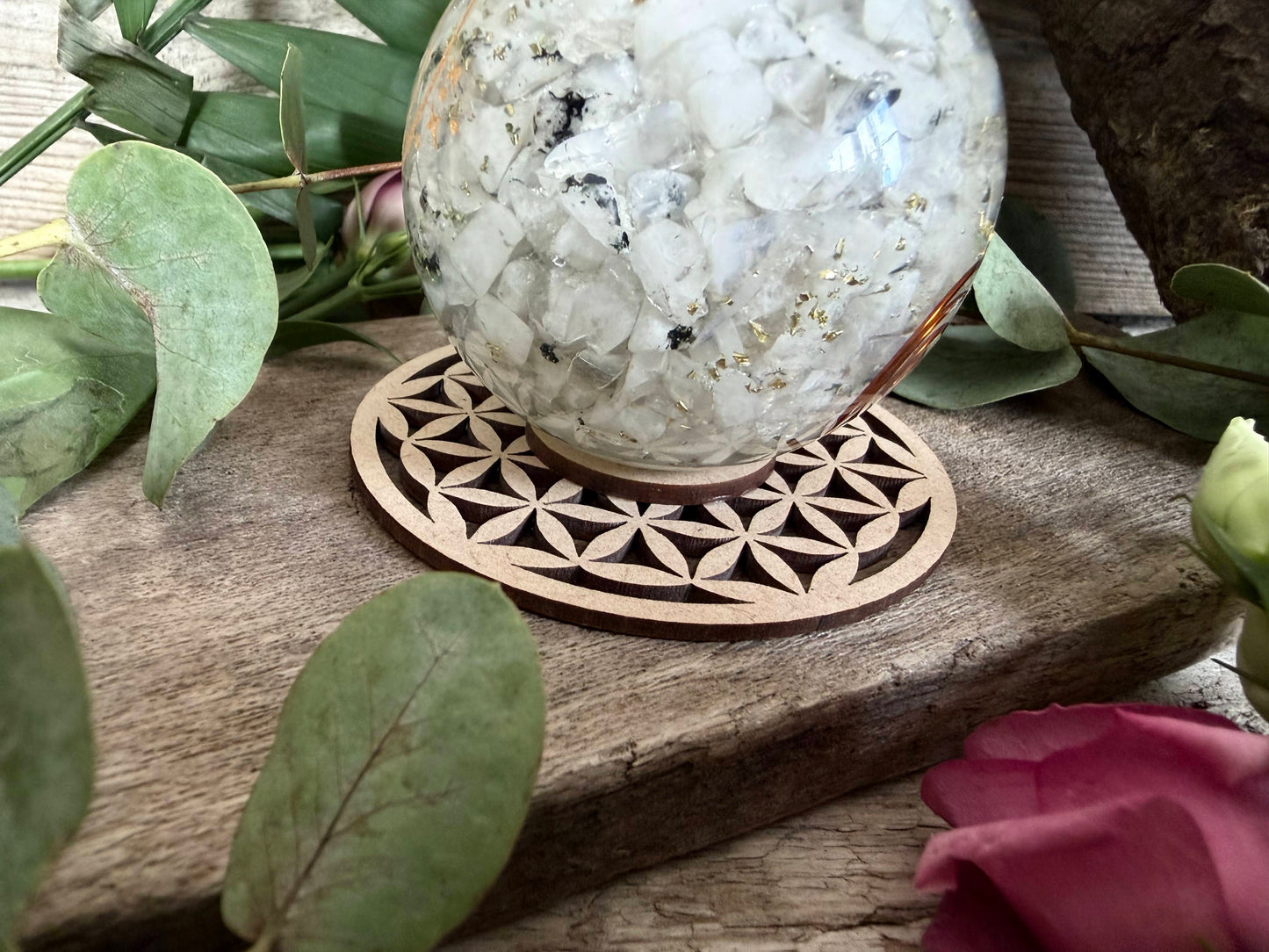 Orgonit Kugel Mondstein mit Mond – Harmonie und Intuition für deine Räume