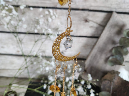 Sonnenfänger „Goldener Ornament-Mond“ – Warme Lichtmagie