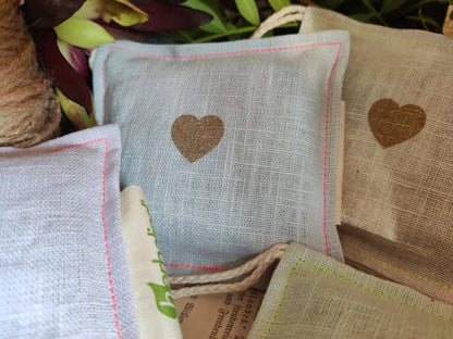 Duftsachet Lavendel oder Minze aus Leinen (10 × 10 cm)