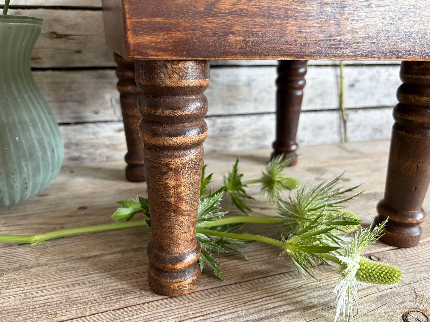 Holz-Beistelltisch Blume des Lebens – Natur, Harmonie & Erdung für dein Zuhause