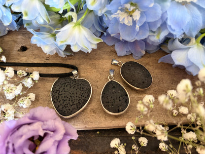 Lavastein-Anhänger – Herz, Tropfen oder Oval – Schmuck & natürlicher Diffuser in einem
