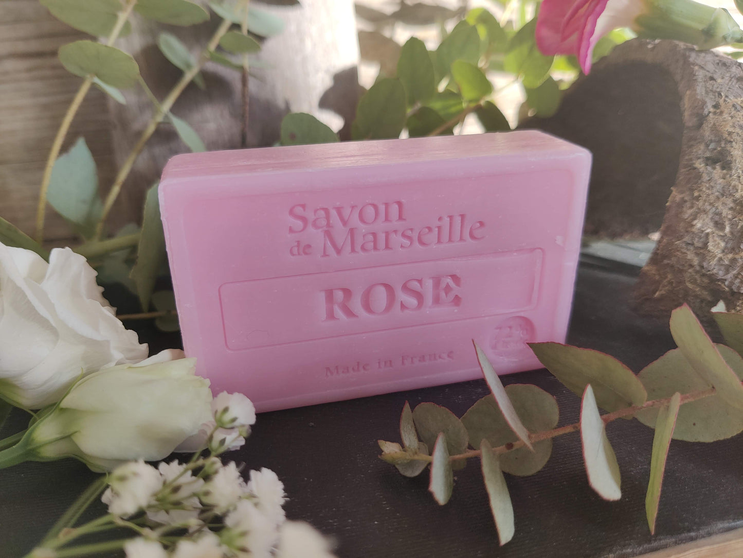 Rosenseife – sanft, pflegend & liebevoll in der Provence hergestellt