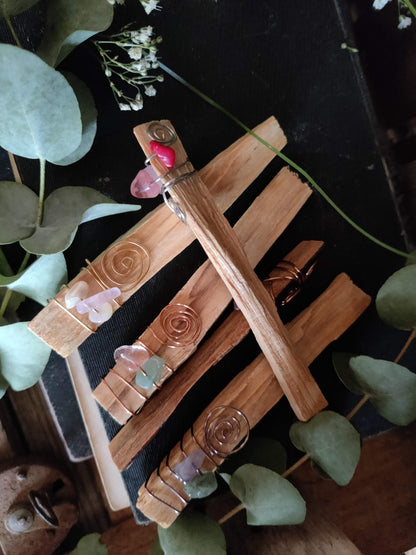 Palo Santo – wunschönes, handverziertes Räucherholz