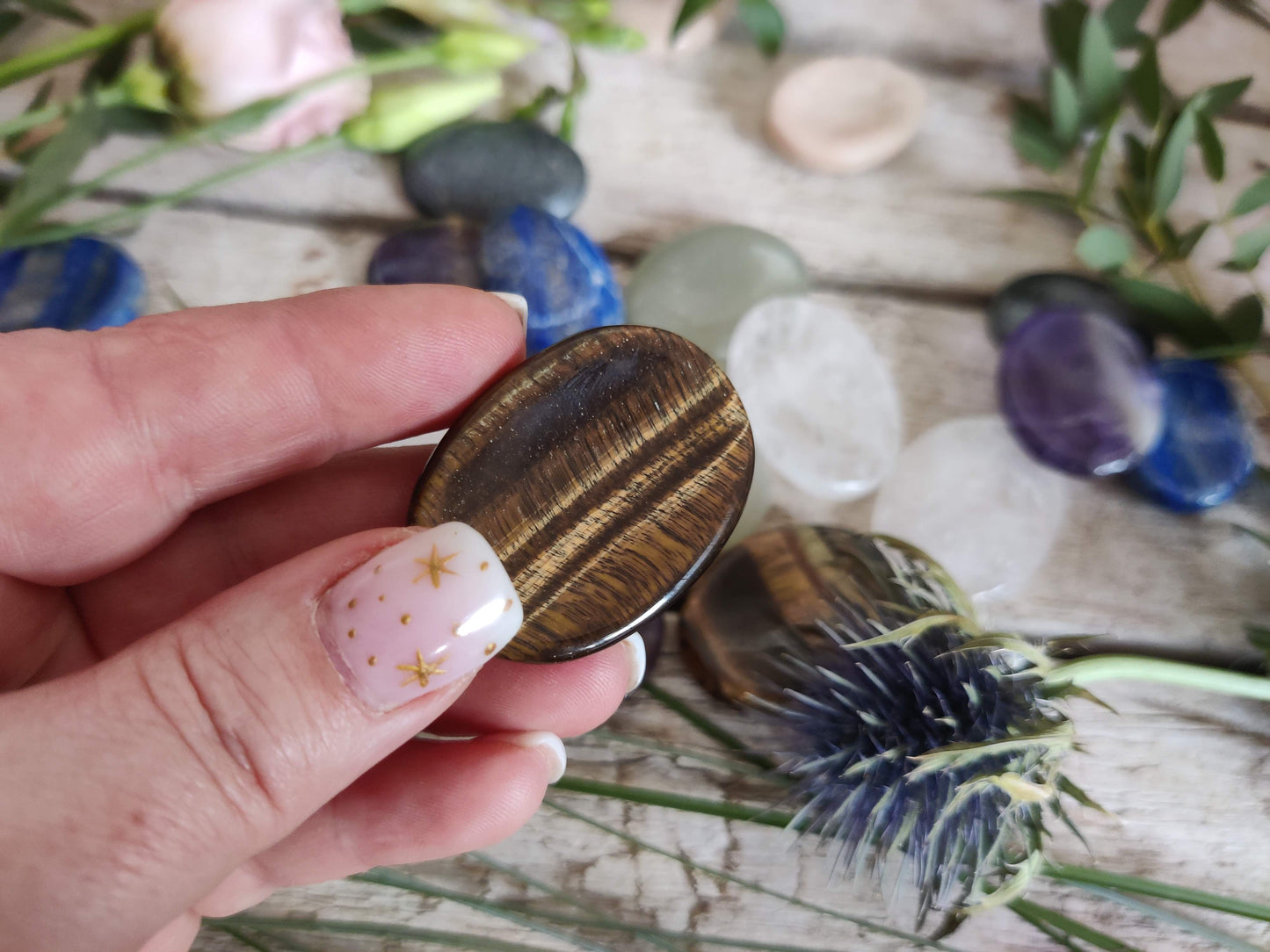 Sorgenstein Tigerauge- Trost und Daumensteine zur Beruhigung